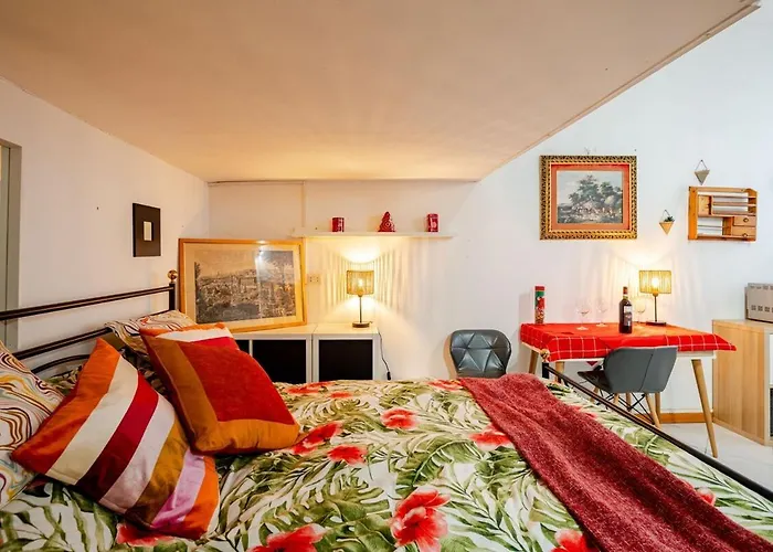 Apartamento Loft Lomelina, Roma, Metro Bologna Colosseo